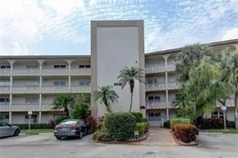 1802 Eleuthera Point Coconut Creek FL 33066