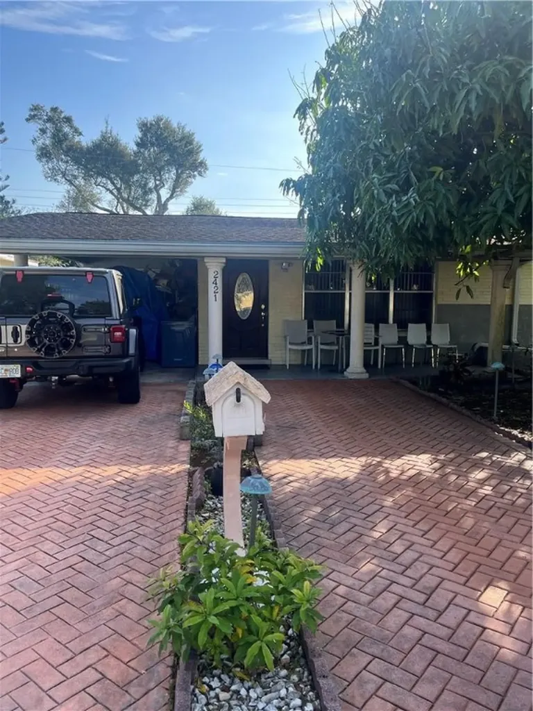 2421 Island Drive Miramar FL 33023