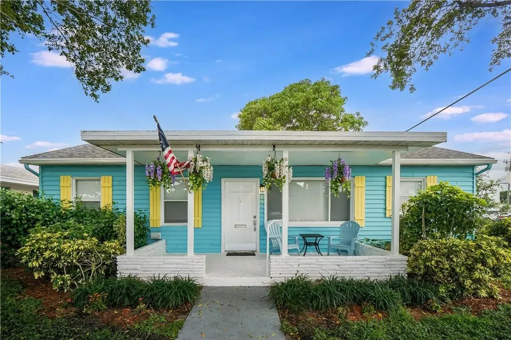 931 N J Street Lake Worth Beach FL 33460