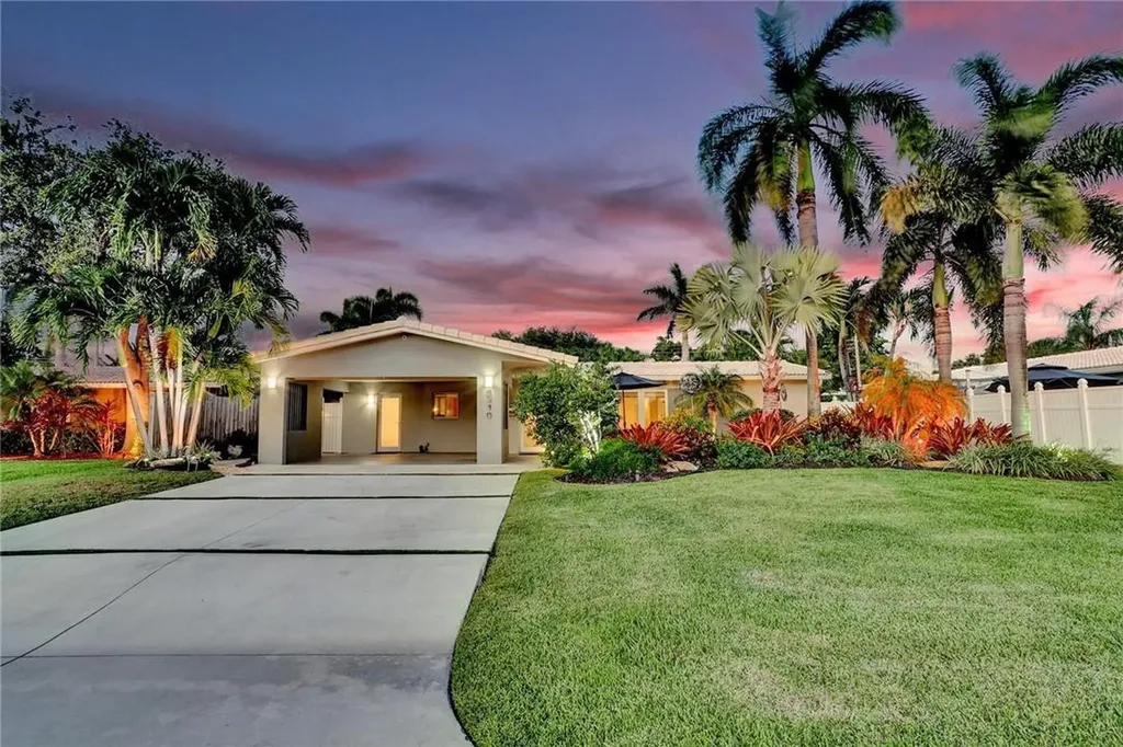 4310 NE 15th Way Oakland Park FL 33334