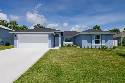 6448 NW Hacienda Lane Port St Lucie FL 34986