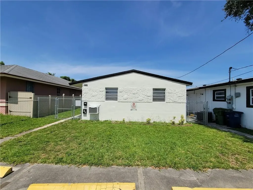 308 NW 5th Terrace Hallandale Beach FL 33009