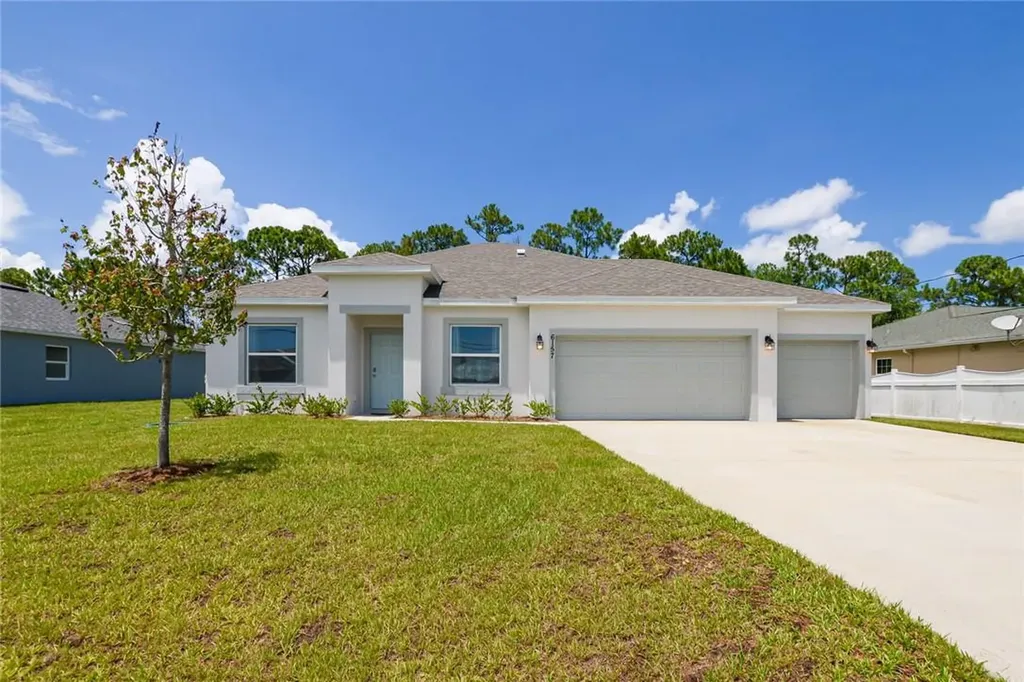 6157 NW Gatun Drive Port St Lucie FL 34986