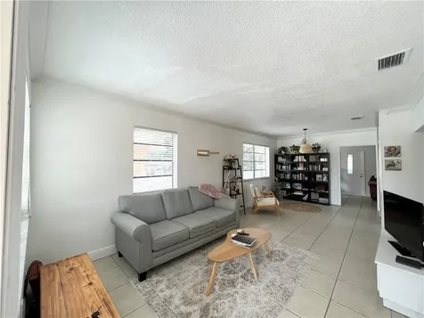 225 E 41st Street Hialeah FL 33013
