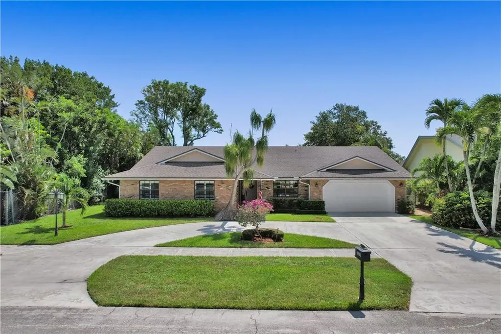 4206 Sugar Pine Drive Boca Raton FL 33487