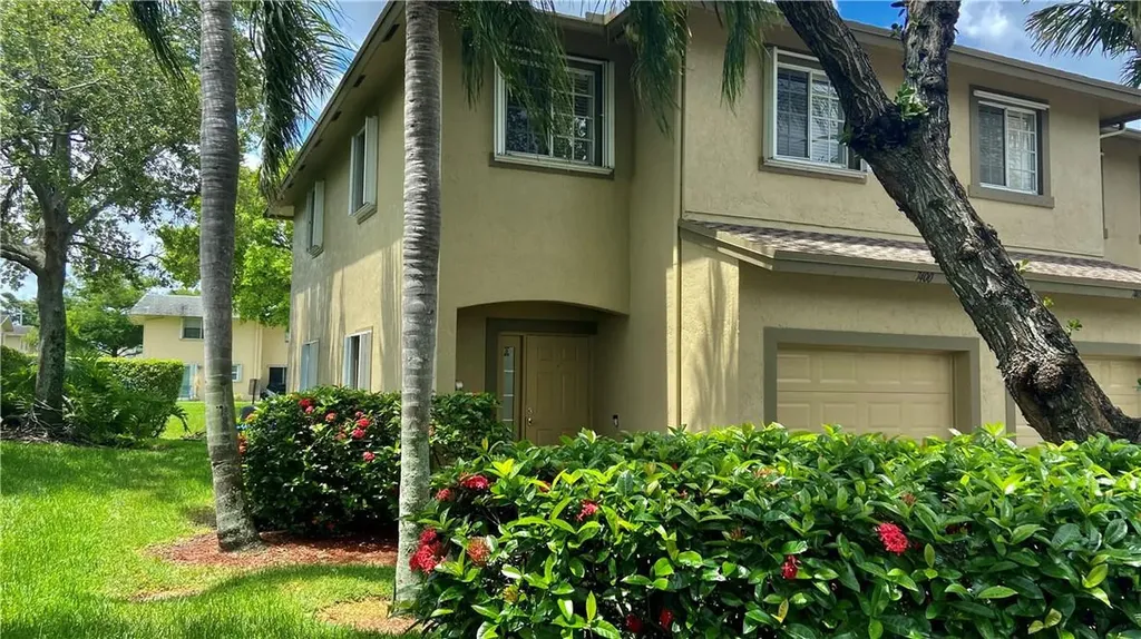 7400 SW 8th Court North Lauderdale FL 33068