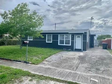 740 N 68th Terrace Hollywood FL 33024