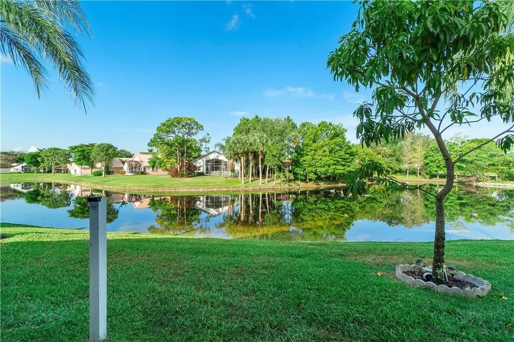 2561 Egret Lake Drive Greenacres FL 33413