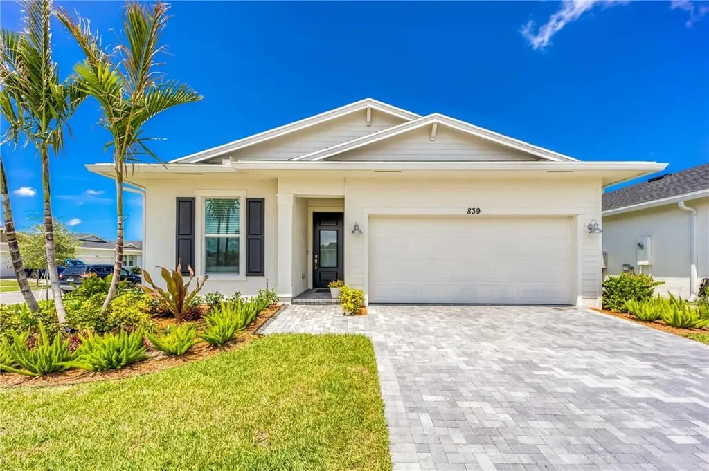 839 SE Woodbine Road Port St Lucie FL 34984