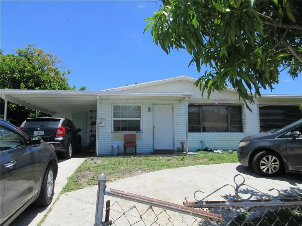 1510 W 13th Street Riviera Beach FL 33404