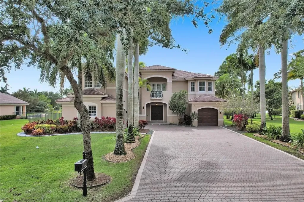 3747 Saratoga Lane Davie FL 33328