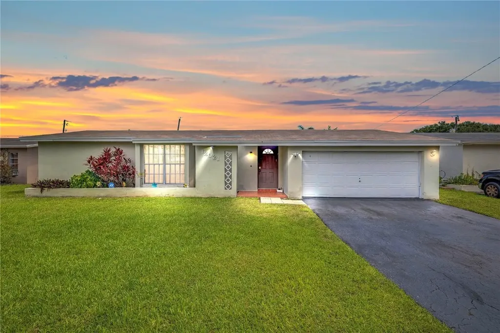 12021 NW 29th Street Sunrise FL 33323