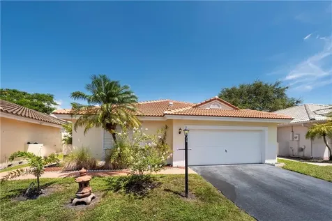 6271 Plymouth Lane Davie FL 33331