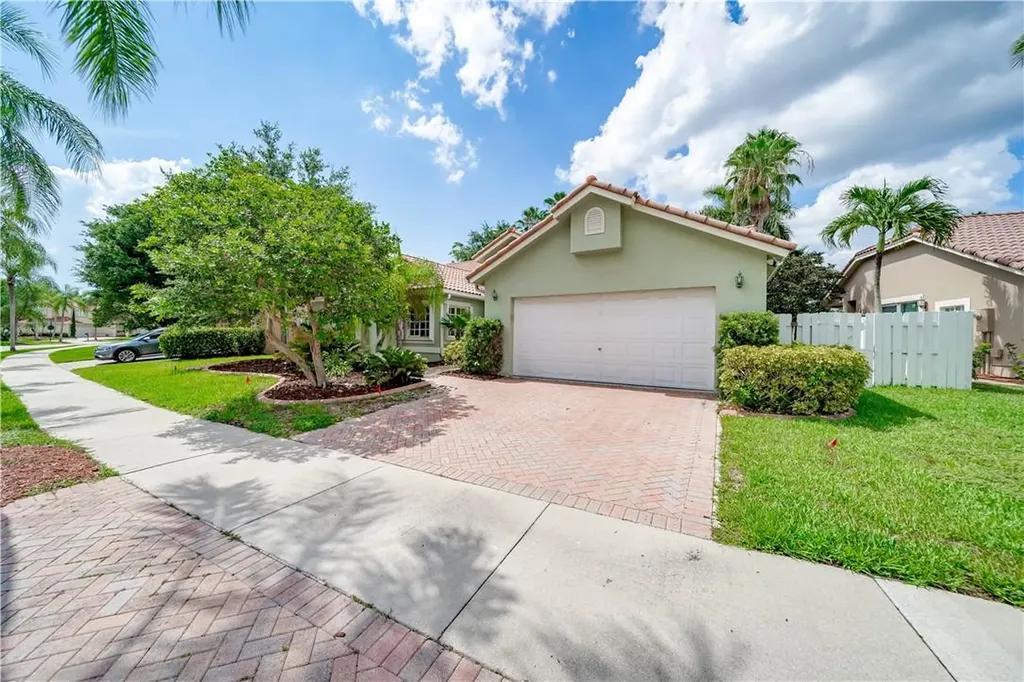 1175 Laguna Springs Drive Weston FL 33326