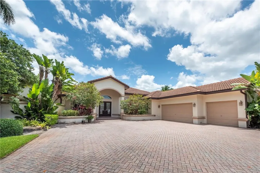 10344 SW 26th Street Davie FL 33324