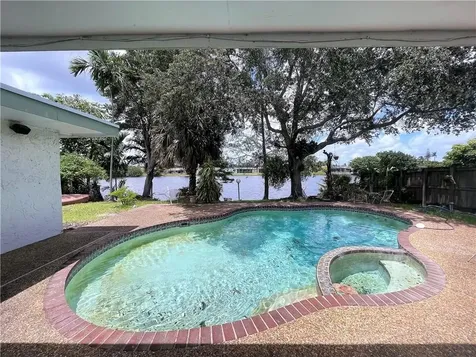 11741 NW 29th Manor Sunrise FL 33323