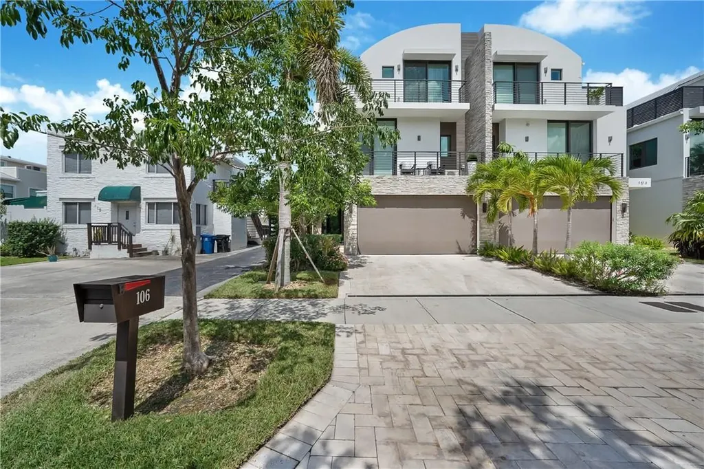 106 NE 16th Terrace Fort Lauderdale FL 33301