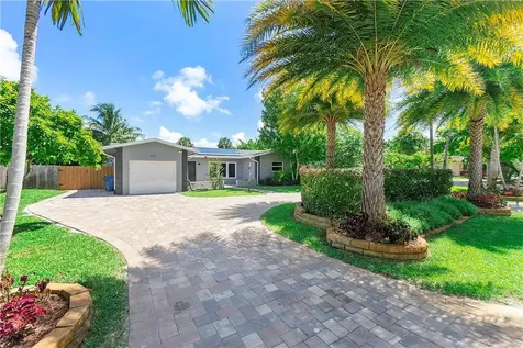 651 NW 33rd Street Oakland Park FL 33309