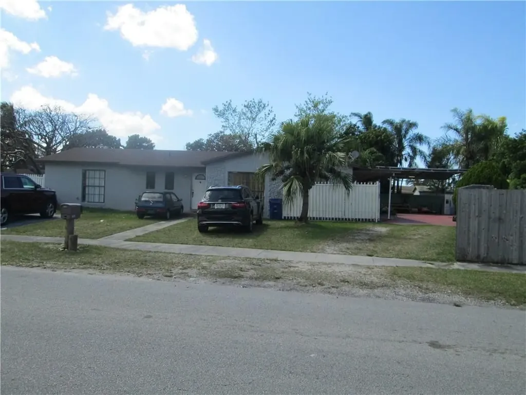 15550 SW 109th Avenue Miami FL 33157