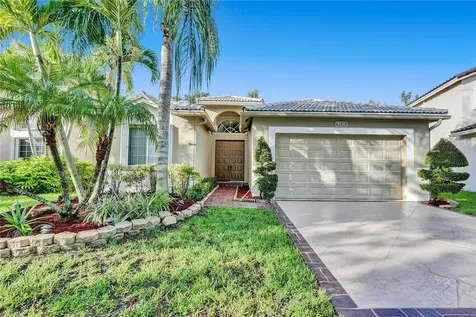 5536 Lake Tern Court Coconut Creek FL 33073