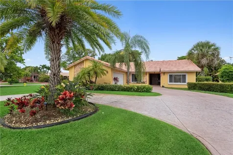 202 NW 94th Way Coral Springs FL 33071
