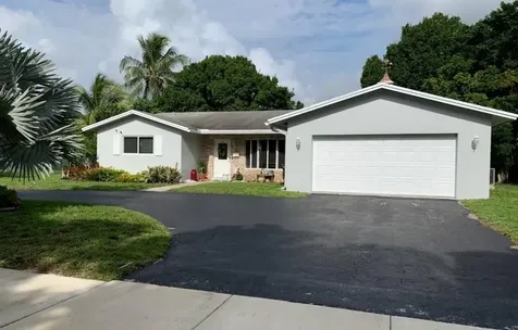631 SW 54th Avenue Plantation FL 33317