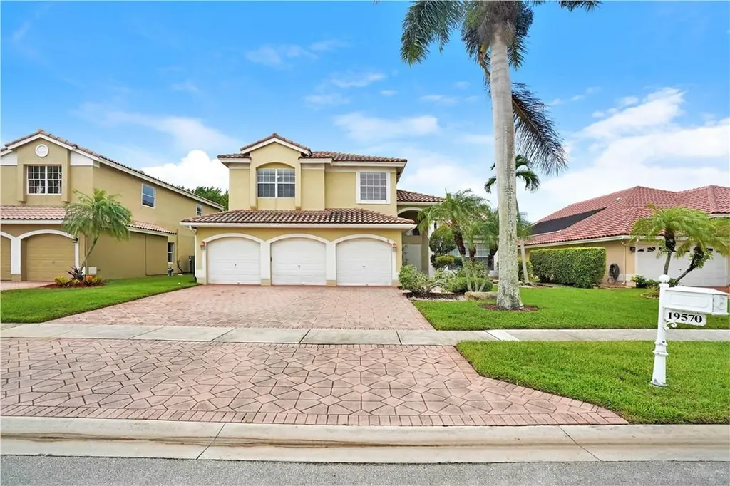 19570 Black Olive Lane Boca Raton FL 33498