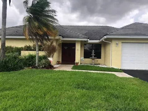 541 Fairfax Avenue Davie FL 33325