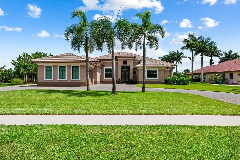 12881 SW 26th Street Davie FL 33325