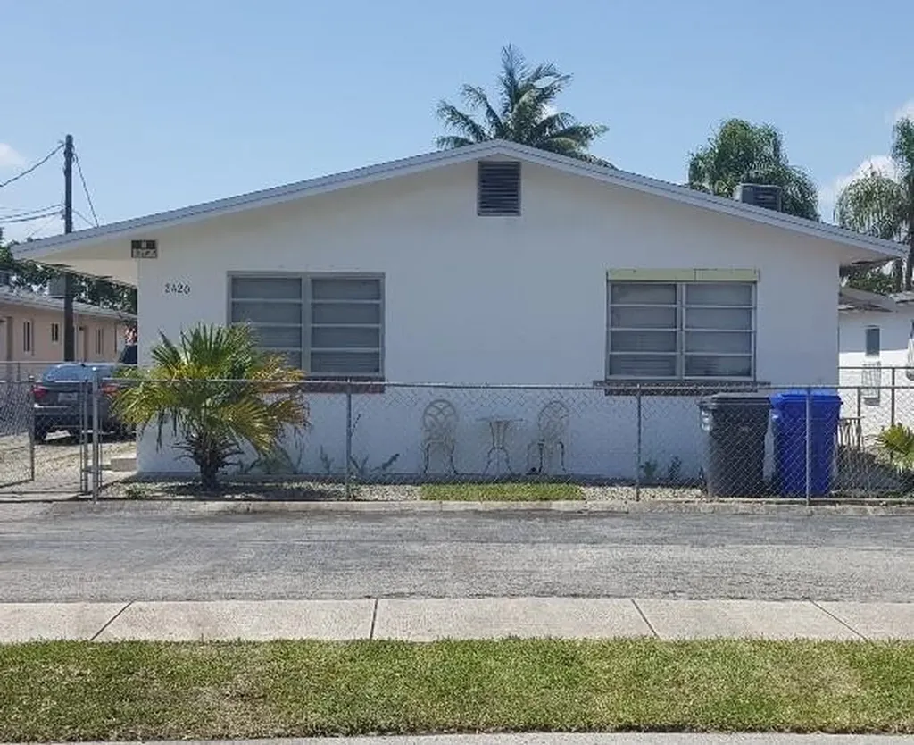 2420 Hayes Street Hollywood FL 33020