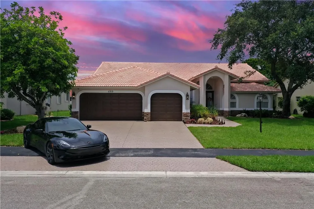 4919 NW 107th Avenue Coral Springs FL 33076