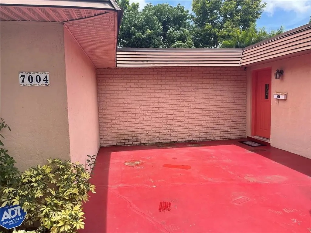 7004 NW 63rd Street Tamarac FL 33321