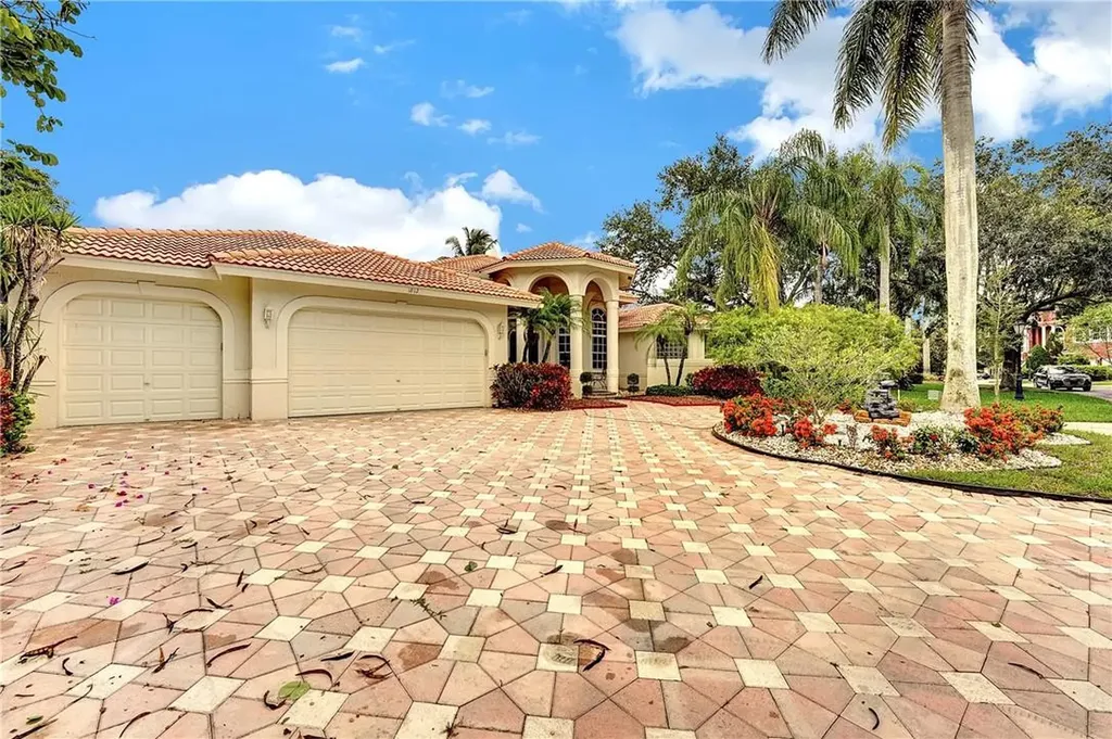 1812 NW 124th Avenue Coral Springs FL 33071