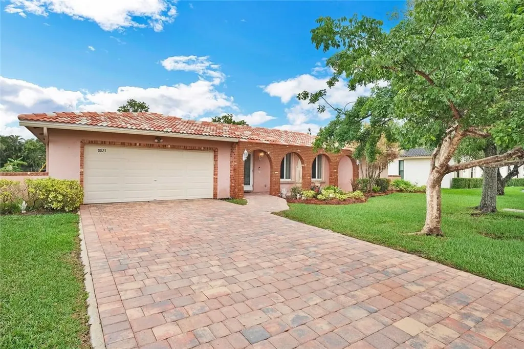 8823 NW 20th Manor Coral Springs FL 33071