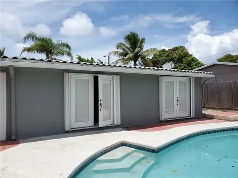 110 NE 23rd Court Pompano Beach FL 33060