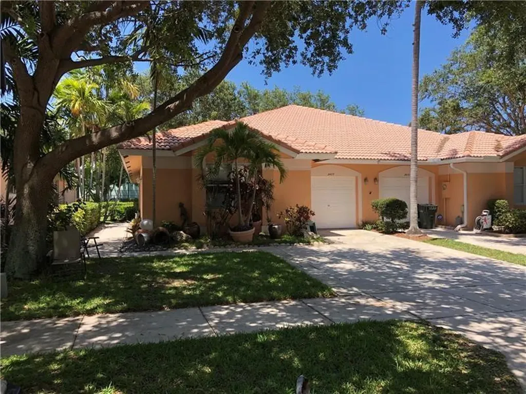 2477 Coral Trace Place Delray Beach FL 33445