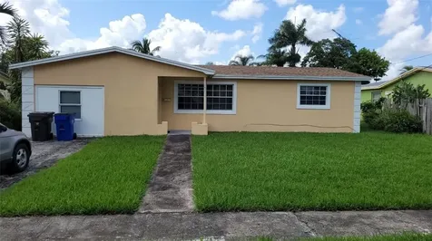 3411 NW 40th Street Lauderdale Lakes FL 33309