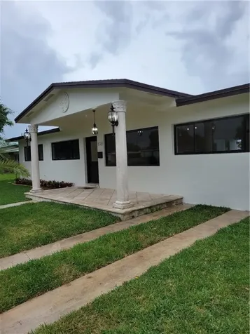 5740 NW 111th Street Hialeah FL 33012