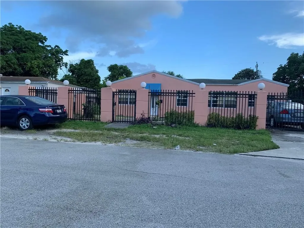 528 NW 102nd Street Miami FL 33150
