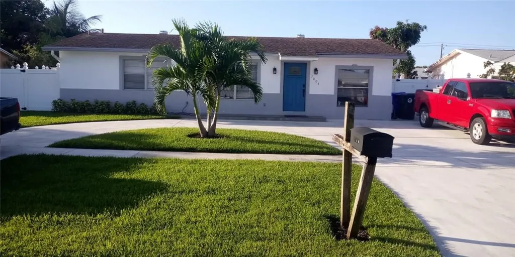 7804 SW 9th Street North Lauderdale FL 33068