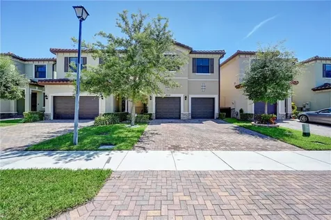 4810 NW 56th Court Tamarac FL 33319