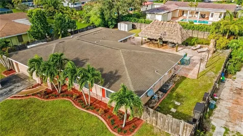 1000 SW 75th Terrace Plantation FL 33317