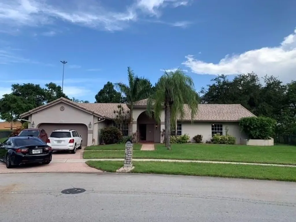 19710 NW 2nd Street Pembroke Pines FL 33029