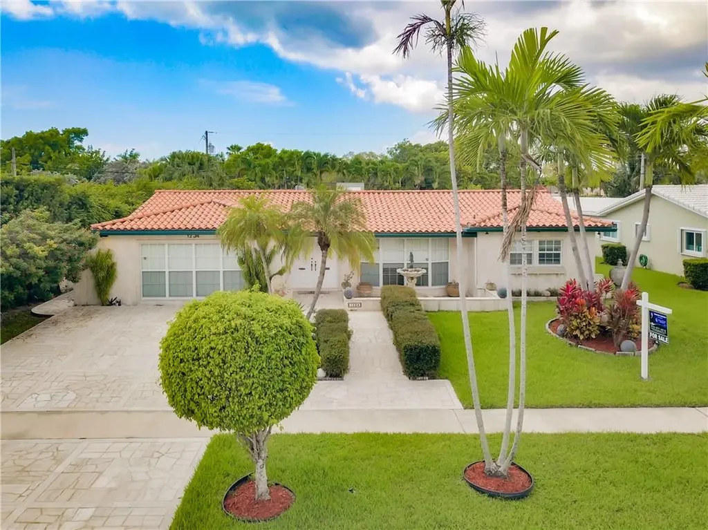 1234 Funston Street Hollywood FL 33019