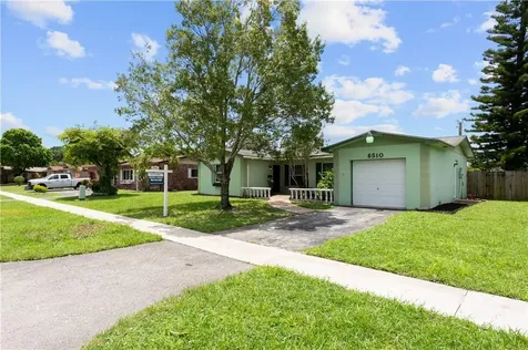 6510 Pebble Beach North Lauderdale FL 33068