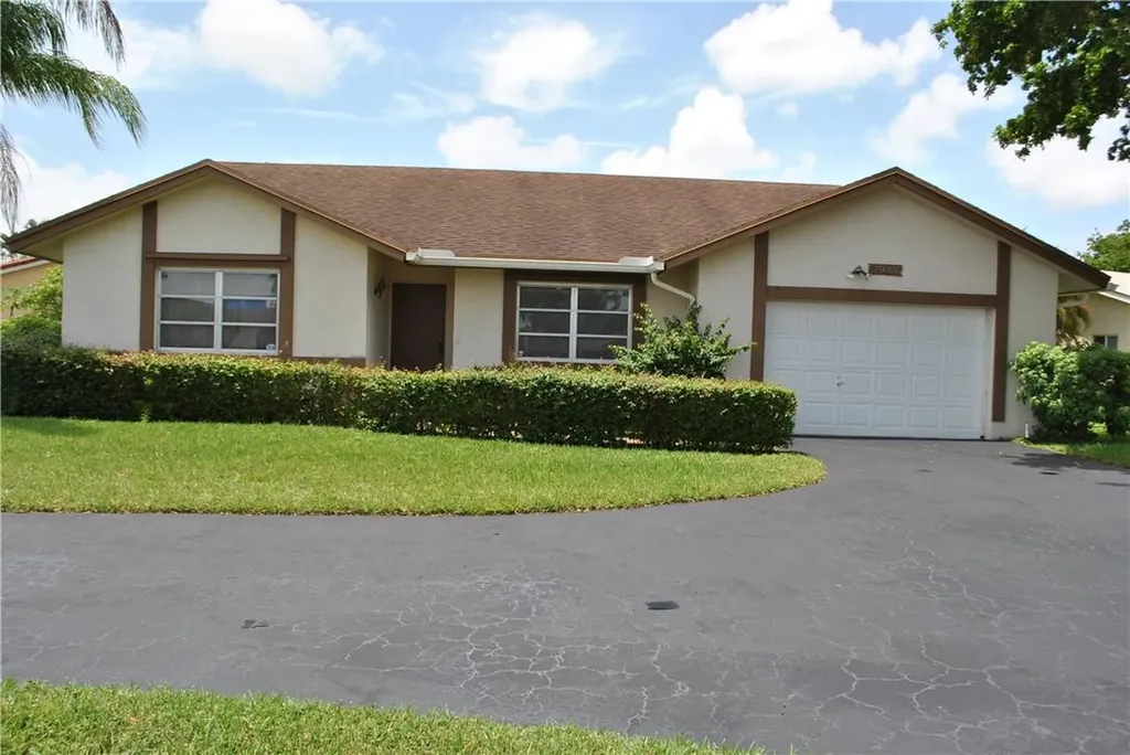 7035 NW 101st Avenue Tamarac FL 33321
