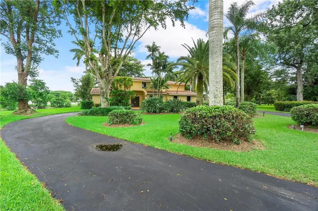 9620 NW 41st Street Coral Springs FL 33065