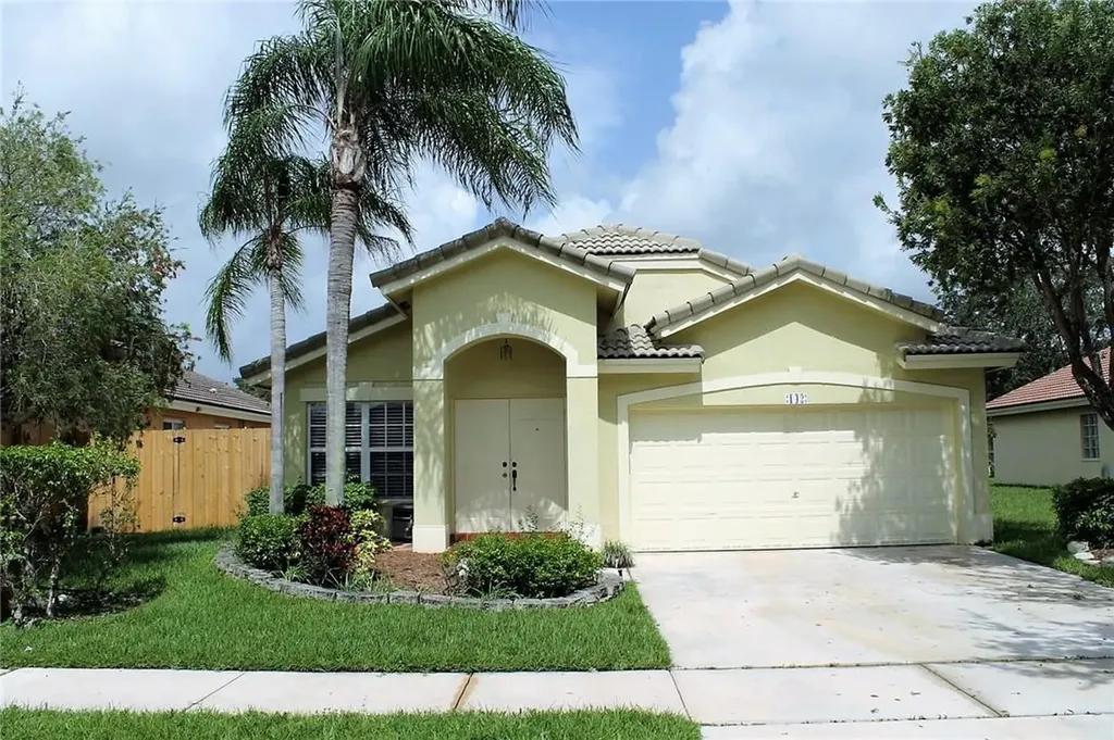 142 SW 204th Avenue Pembroke Pines FL 33029