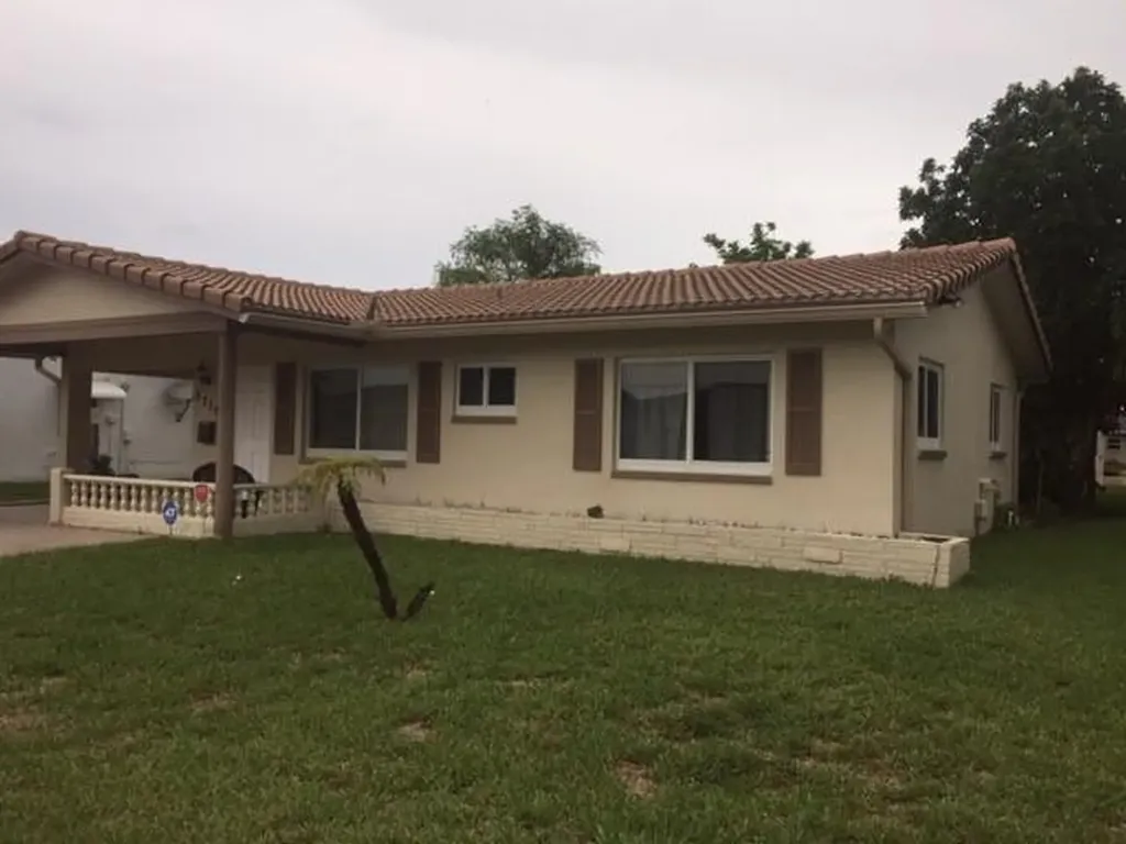5716 NW 86th Avenue Tamarac FL 33321