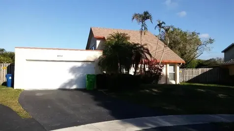 9300 NW 43rd Manor Sunrise FL 33351